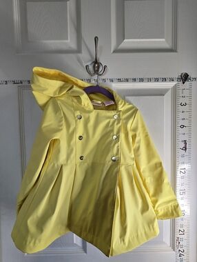 Tommy Bahama Toddler Girls Yellow Raincoat – Size 3T